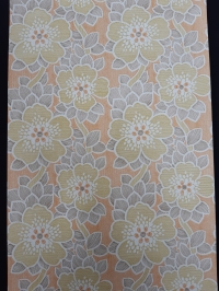 Oranje, geel-groen vintage bloemenbehang