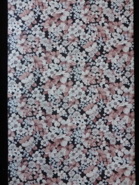 roze en witte bloemen behangpapier