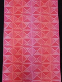 red pink triangles in blocks